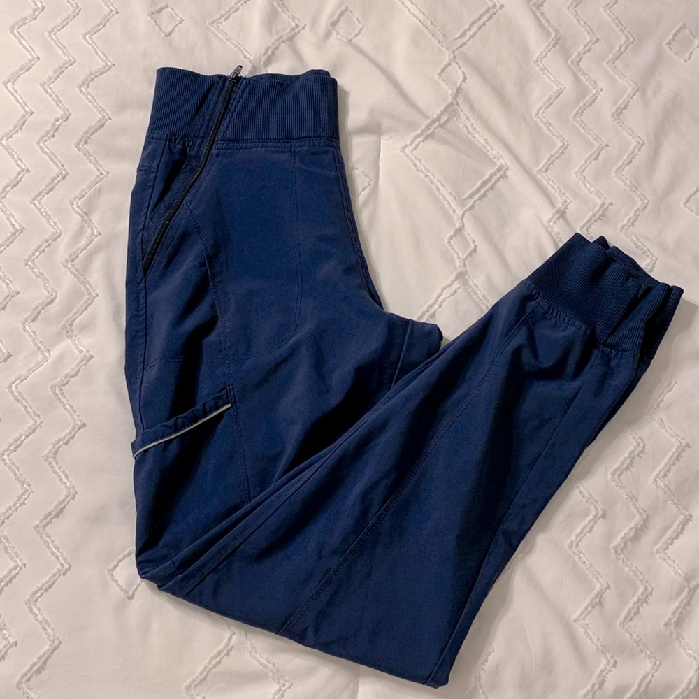 Navy Jogger Scrub Pants.